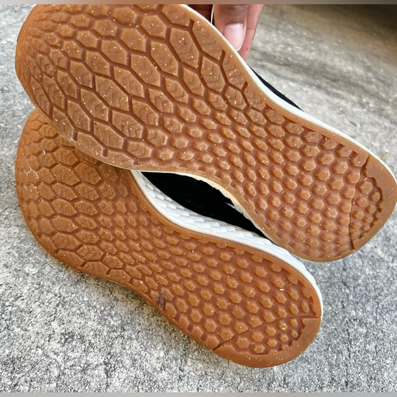 New Balance Sneakers - Picture 4 of 5